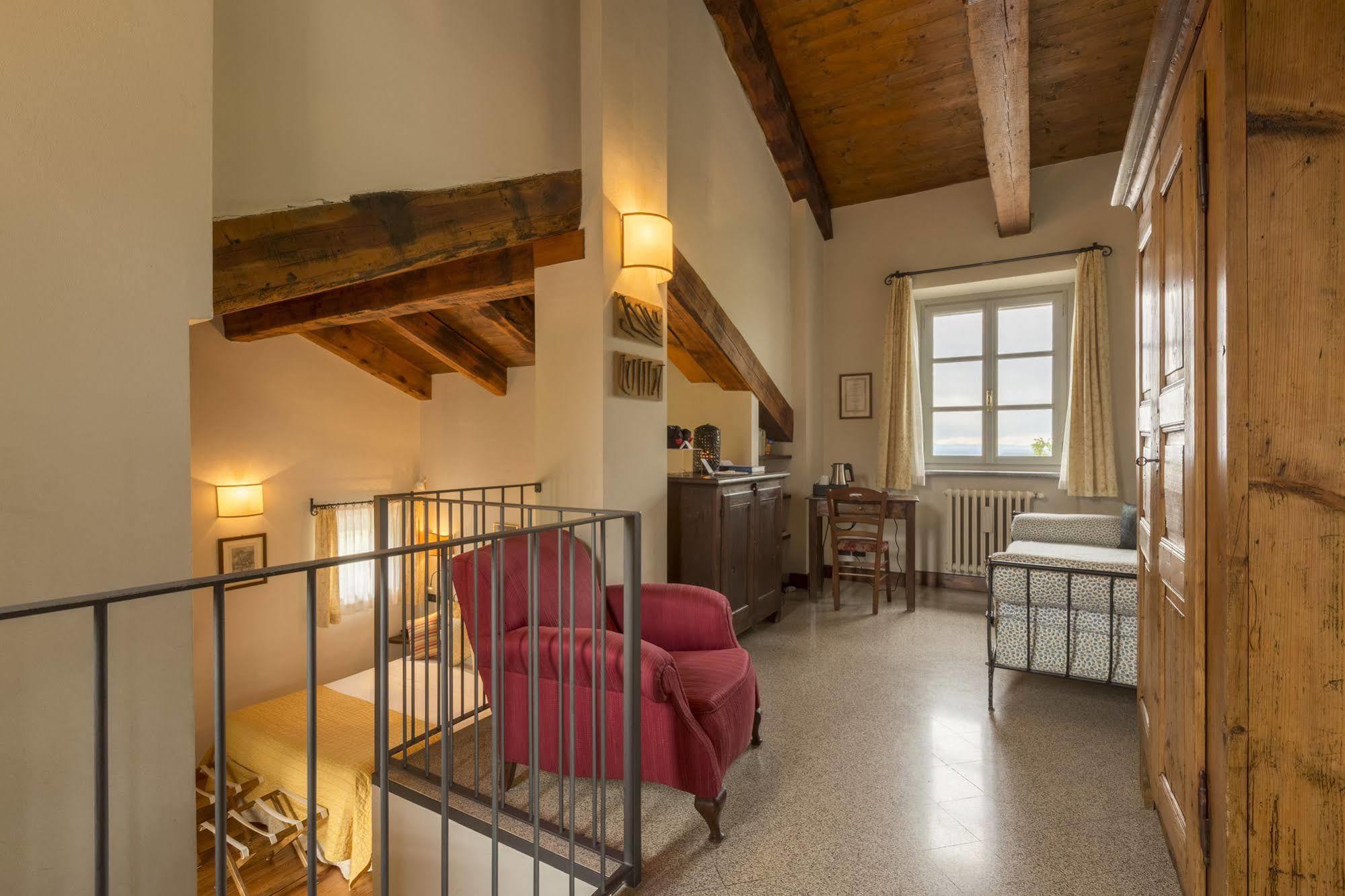 Locanda Del Pilone Alba  Buitenkant foto